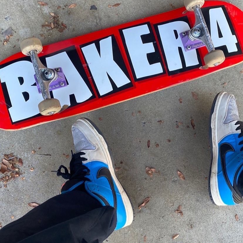 ・🤩#repost @theotisbeasley・・・BAKER 4 @bakerskateboards & @instant_skateboards dunks #YOUNGMONEY