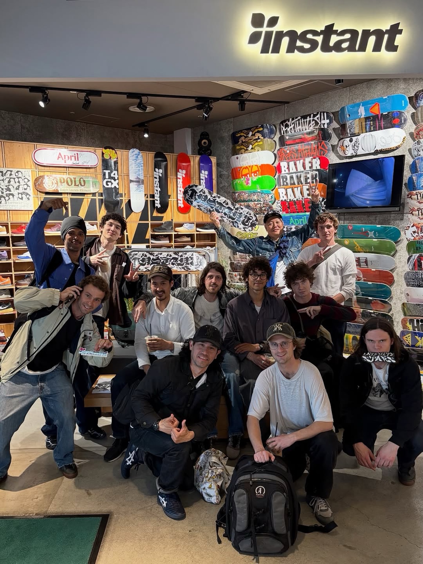 @latenitestars 🔁 @instant_shibuya Thank you for coming!!!Enjoy Tokyo🤝@latenitestars