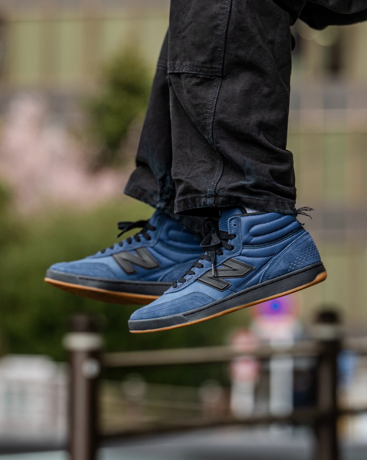 @nbnumericNew Balance Numeric / UN440HNN〈New Balance〉の70年代ランニングシューズにインスパイアされたロープロファイルモデル“440”。チームから絶大な人気を誇るハイカット仕様のカップソールモ デル。トウキャップの高さを上げる事で対摩耗性能を向上。通気性の高いメッシュサドルと2重構造で耐久性の高いアッパーにミッドソールは”ABZORB”、インソールには“Ortholite”を採用。ヴァルカナイズドソールの様なフィーリングに加え、軽量性と衝撃吸収性を兼ね備えている。@joetarosaito @nbnumeric@nbnumeric_japan#UN440#UN440HNN#nbnumeric#instantskateshop#instantskateboards