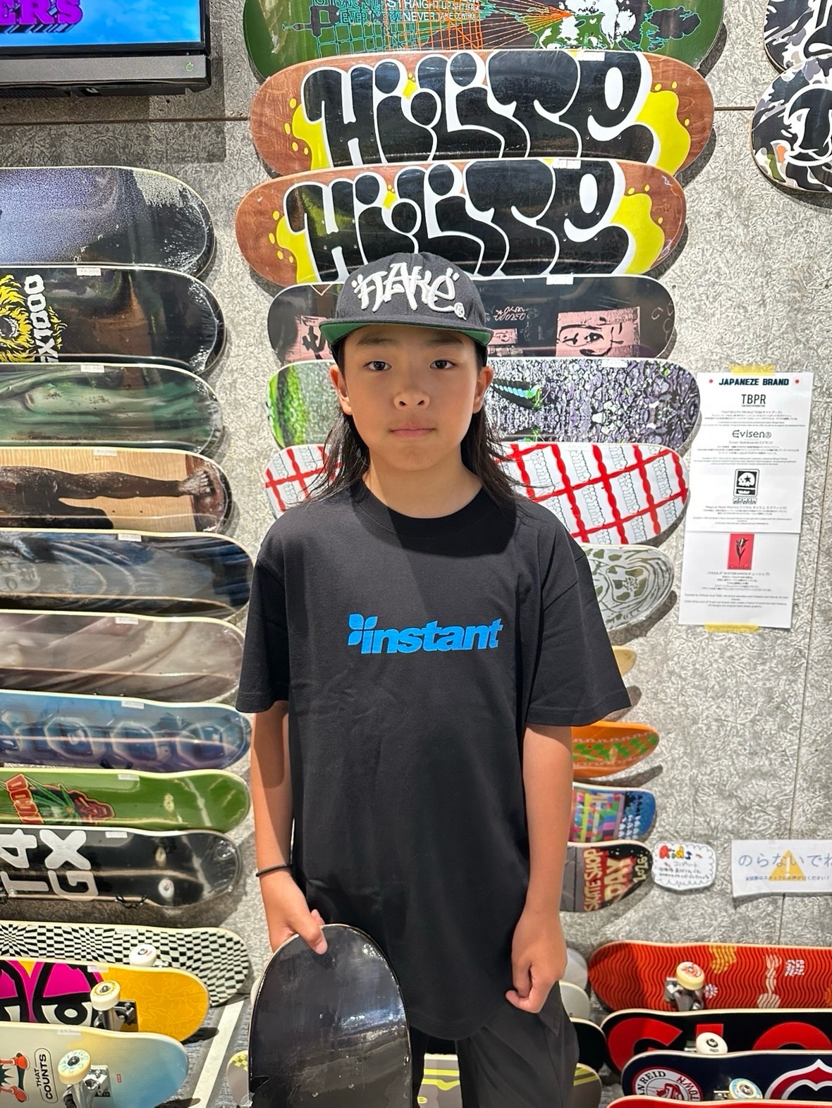 Welcome To instant！Juto,Aoi！！【FLAKE CUP 2026 B戦 ジュニアクラス上位2名のインスタントフローライダーサポート決定！】@flake.jp ジュニアクラス上位2名が2026年5月16日から2027年5月16日まで年間サポート決定！インスタントフローライダーとして活動してもらい様々なシーンで影響力のあるスケーターに成長してほしいです！これからの2人の活躍に注目してください！よろしくお願いいたします！名前：星合 十虎（ホシアイ ジュウト）年齢：11歳（小6）デッキサイズ：7.37インチメインスタンス：レギュラースケボーを始めた歳：小2得意な事：ランプ、ボール好きなスケーター：グレイソン・フレッチャーローカルパーク：ランプゼロ意気込み：かっこいいスケボーが出来るようにがんばります！@juto_sk8名前：藤村碧生（フジムラアオイ）年齢：12歳（小6）デッキサイズ：7.5インチメインスタンス：レギュラースケボーを始めた歳：小1得意な事：ランプ好きなスケーター：クリス・ジョスリンローカルパーク：ニコエミ意気込み：フローライダーらしく一生懸命頑張ります！@aoi_sk8_tra#instantskateshop#flake#flakecup