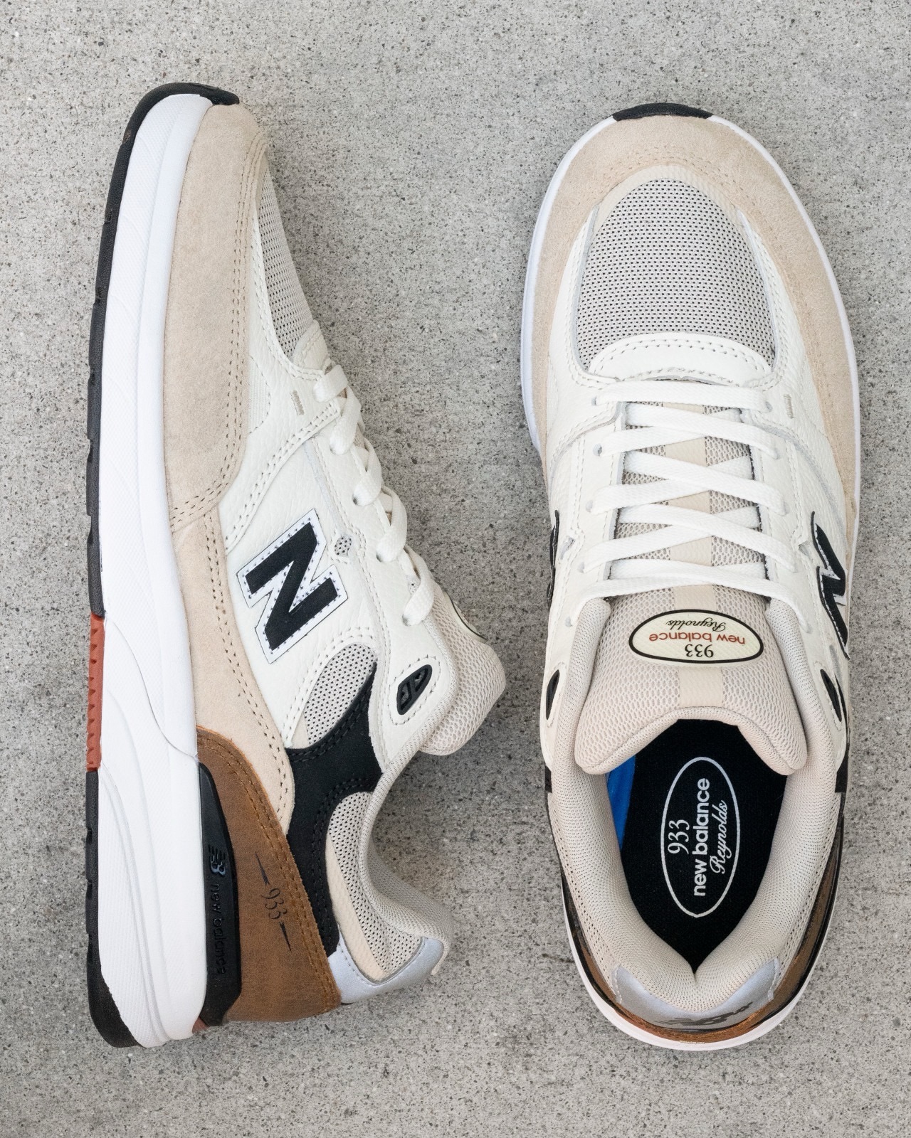 @nbnumericNew Balance Numeric / UN933ONEスケートボーディングに必要なNBランニングの最新技術を採用し、優れたサポート力で衝撃から足をしっかり守る"ANDREW REYNOLDS"のシグネチャーモデル「933」。着地時の衝撃を緩和する為に異なる硬度を合わせたフルレングス"ABZORB"ミッドソールを搭載。PRIMO PLATEが着地時の予期しないプリモから足裏を守る。着用時のブレを抑制するガゼットタンに加え、"Fantom Fit"が優れたフィット性を実現し、CONTROLLED REACTION DEVICEヒールカウンターが高い安定性を提供。高い耐摩耗性とサポート力を併せ持つスケートシューズ。【発売日】7月18日(土)Online Store：7/18 AM0:00〜@nbnumeric@nbnumeric_japan#UN933#andrewreynolds#nbnumeric#instantskateshop#instantskateboards